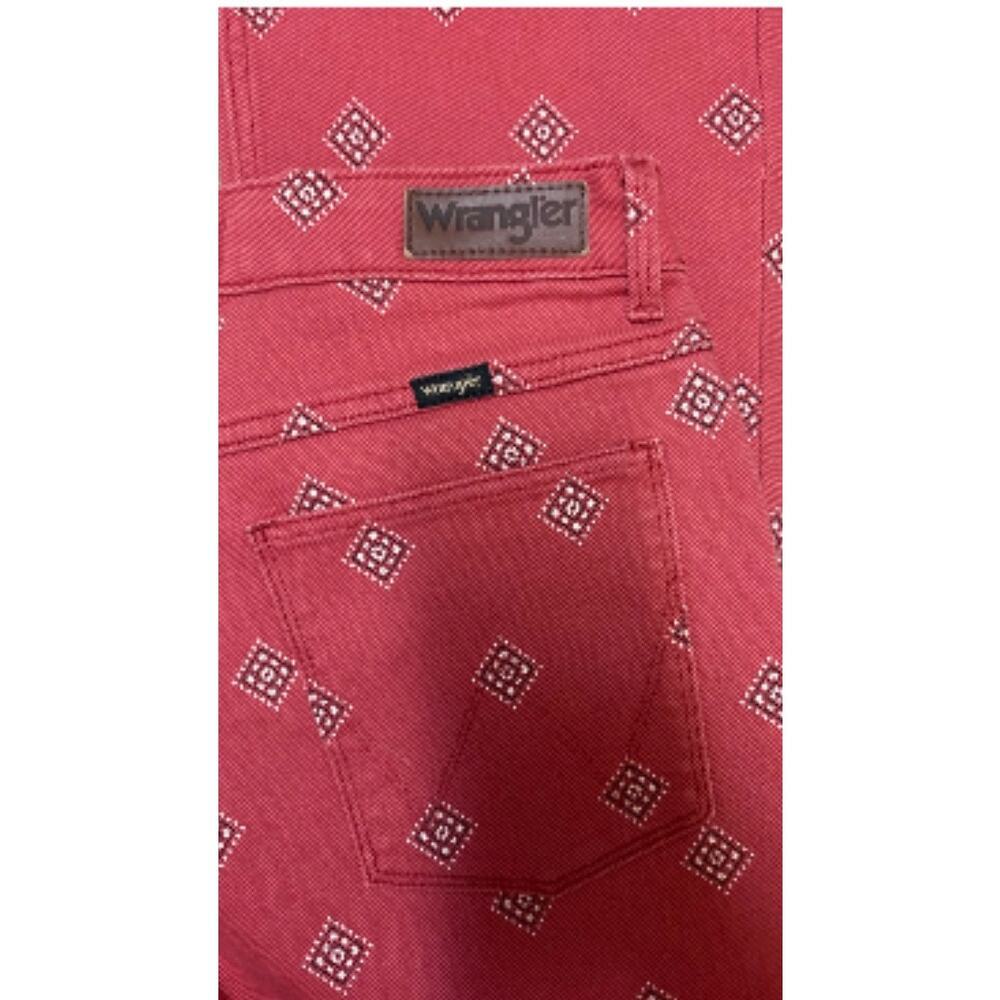 NWT Wrangler 10 / 30 x 30 Jeans High-Rise Bold Boot Cut Diamond Bay Red Bandana - Picture 13 of 13
